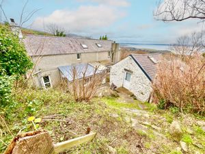 Photo 30- click for photo gallery